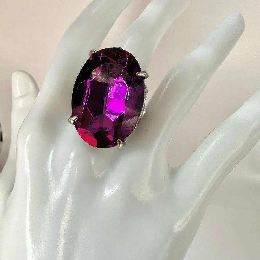 Pink oval  rhinestone cocktail ring